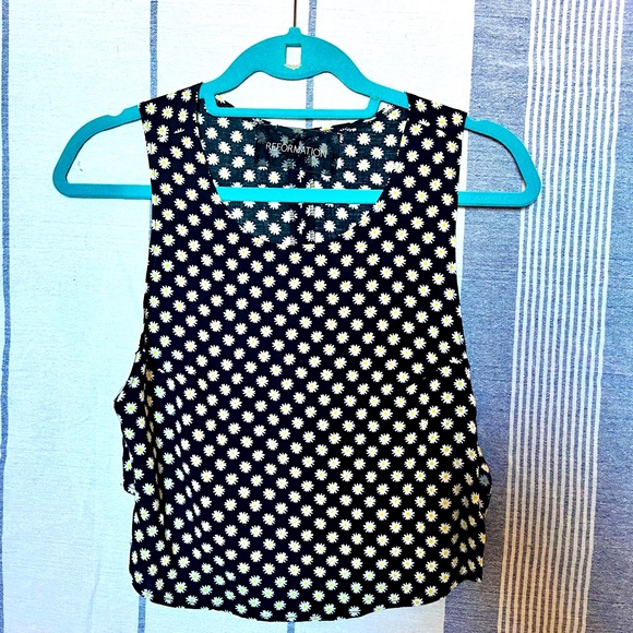 REFORMATION Daisy Patterned Crop Top! - Picture 5 of 9
